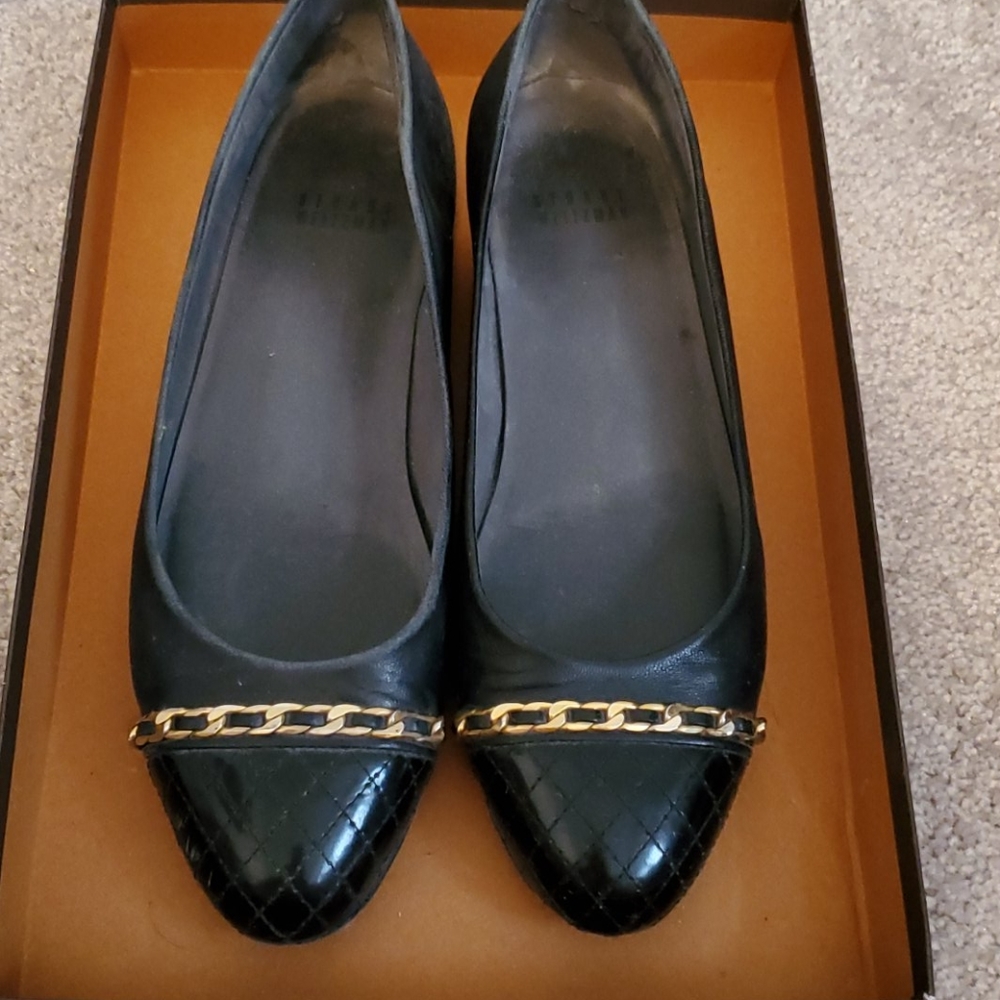 Stuart Weizman chain detail flats